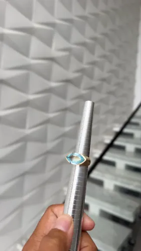 Anel ouro 18k com pedra 
