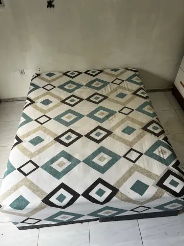 VENDO CAMA BOX/QUEEN