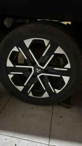 PAR VENDER LOGO KIT 04 RODAS L200 TRITON