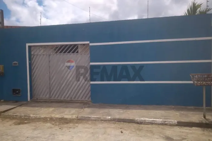 CASA À VENDA NO CONJUNTO CAMPO BELO ALAGOINHAS/BA