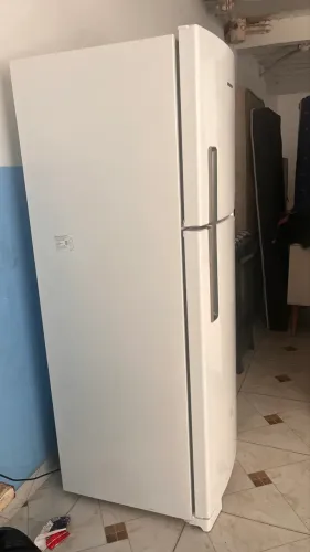 Vendo geladeira 