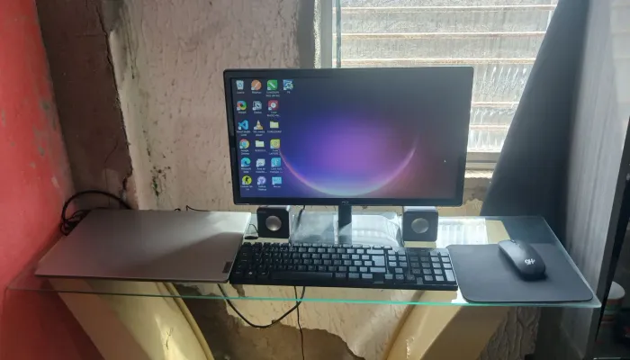 Notebook Lenovo IdeaPad 3 com monitor HQ e perifericos