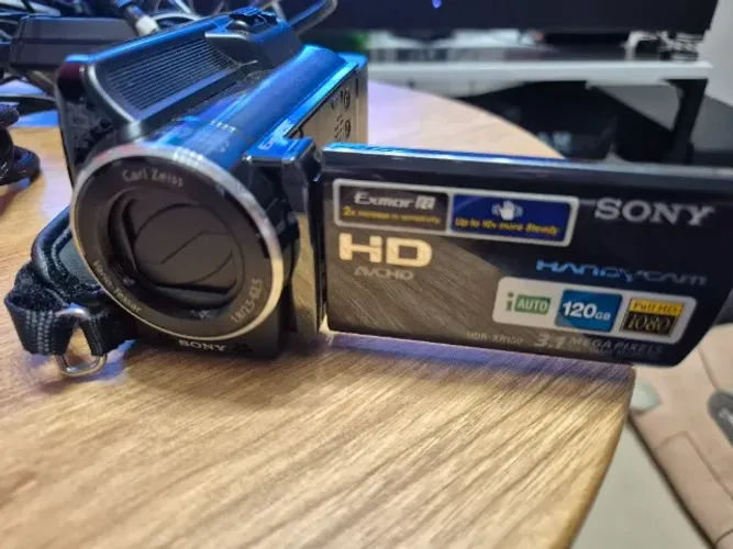 Filmadora Sony Handycam HDR-XR150 Full HD 1080p - HD Interno 120GB e Lente Carl Zeiss