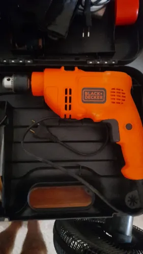 Furadeira de Impacto Black+Decker 560W 220V TM500B2 - Pouco Uso!