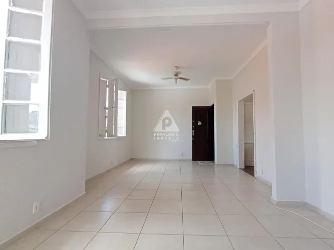 Refúgio Urbano: Espaço, Vista Livre e Tranquilidade no Rio Comprido