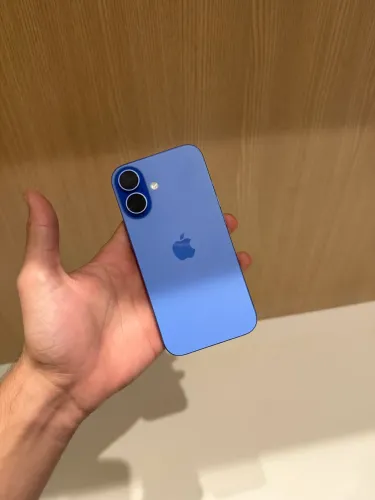iPhone 16 128GB - Excelente Estado