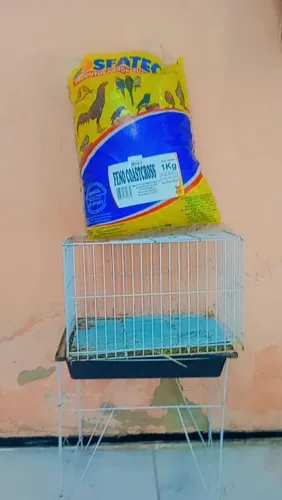 Vendo uma gaiola