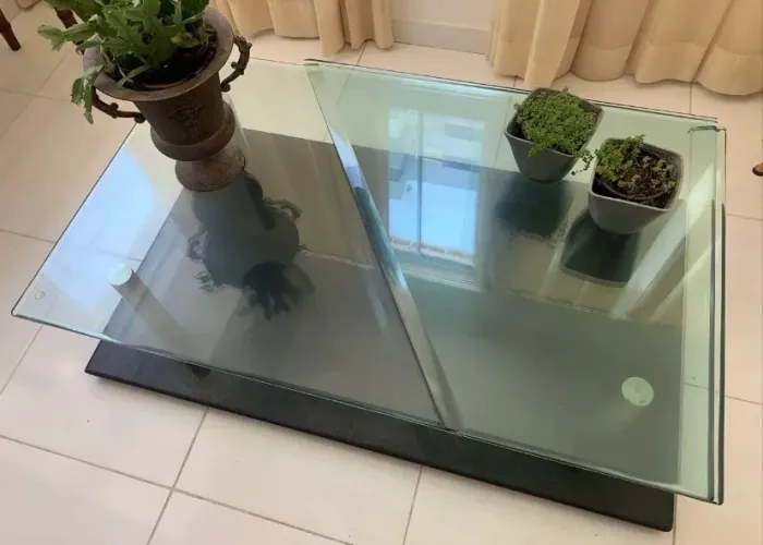 Mesa Jantar 6 lugares Tampo Vidro Temperado 15mm 2.10 X 1.00 e base granito Preto