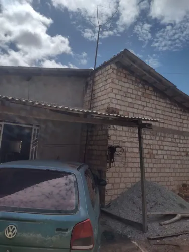 Casa ampla em fase de acabamento disponível para venda -cidade satélite