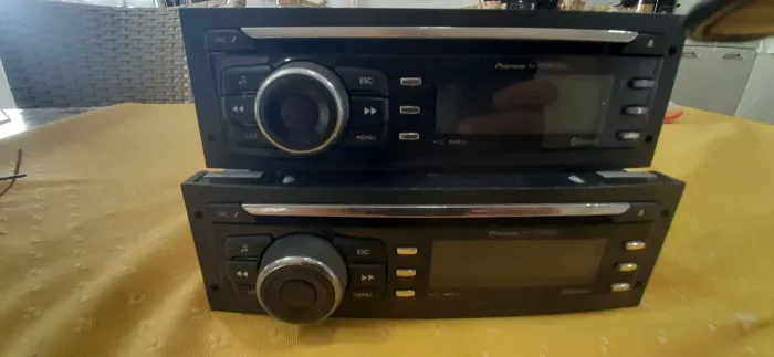 2 CD PIONEER for CITROEN DEH-M1507ZC (OFERT)