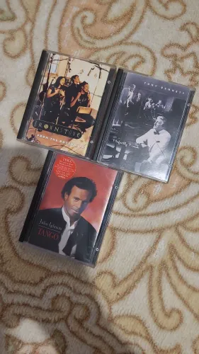 Lote 03 MiniDisc Originais de Gravadora, Julio Iglesias, Tony Bennett e Brownstone MD