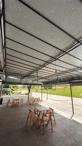 Estrutura Metálica 10,5 x 4,5m - Já Desmontada - Pronta para Retirada - Sem lona
