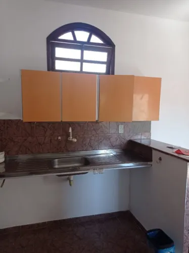 Alugo kitnet de um quarto