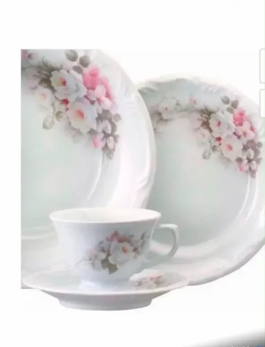LACRADO ! Aparelho de PORCELANA  Shimitch de 30 peças ! 