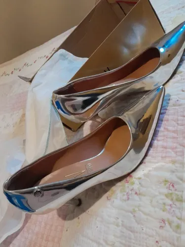 Scarpin Vizzano Metal Glamour - Novo