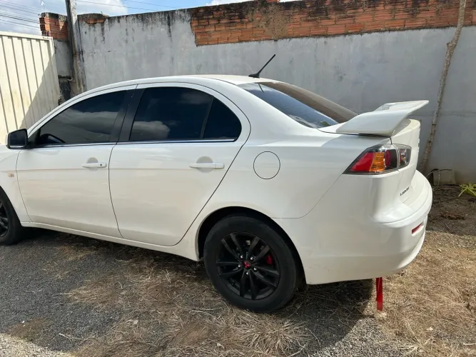 Mitsubishi Lancer HLE 2.0 16V 160cv Aut. 2016