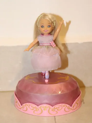 Barbie Kelly Lacey 12 Princesas Bailarinas