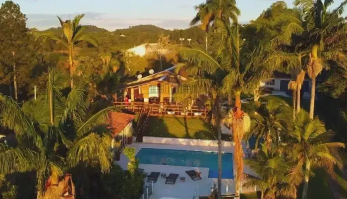 Casa Condomínio - Igaratá - Condomínio Fechado  - 6 Dormitórios - 780m²