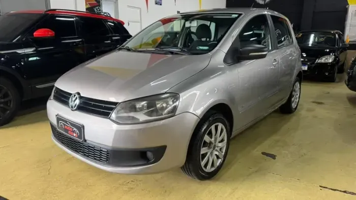 Volkswagen Fox 1.6 MI Total Flex 8V 5P 2013