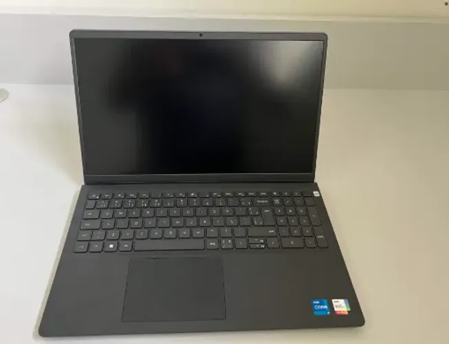 Dell Vostro 15 3510 | Intel Core i5 11ª Geração | SSD NVMe 256GB | Full HD