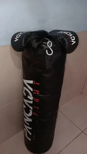 SACO DE PANCADA + LUVAS - NEGOCIÁVEL PRA SAIR HOJE!!