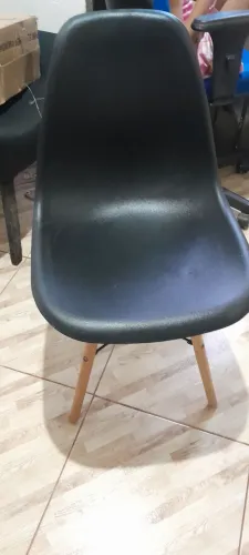 Cadeira eames (Pra vender rapido)