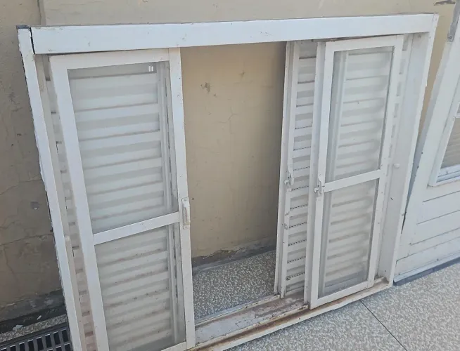 Janela de ferro