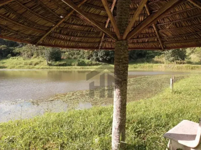 Terreno de 800m² à venda, localizado em Moreno - Pernambuco.
