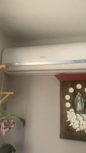 Ar condicionado 24000 BTUs - GELANDO!!! R$ 2000
