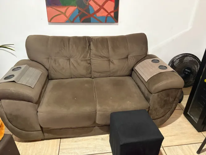 Vende-se sofá 