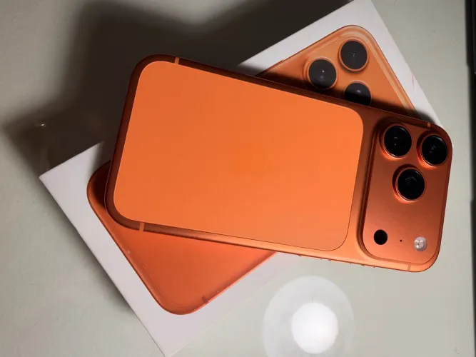iPhone 17 Pro 256GB Laranja