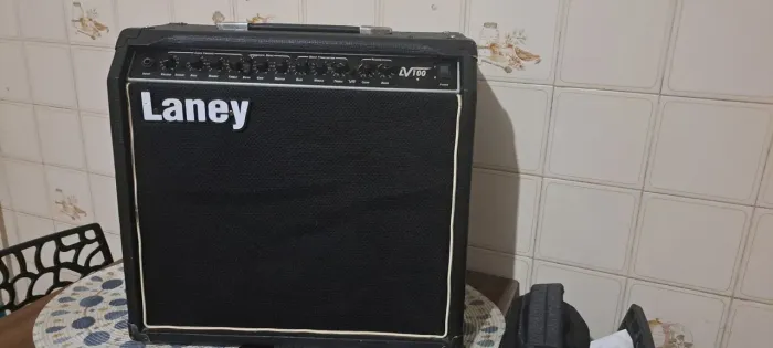 Amplificador Laney lv100 