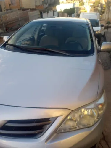 Toyota Corolla GLI 1.8 Flex 16V Mec. 2012