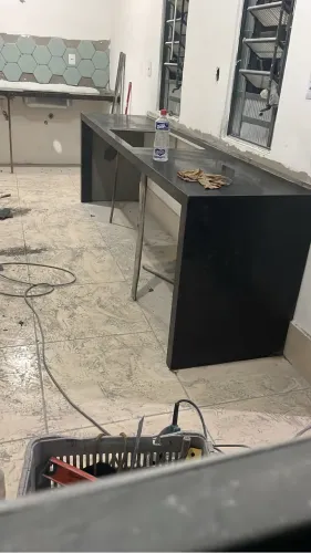 Soleiras , bancadas , bordas de piscina 