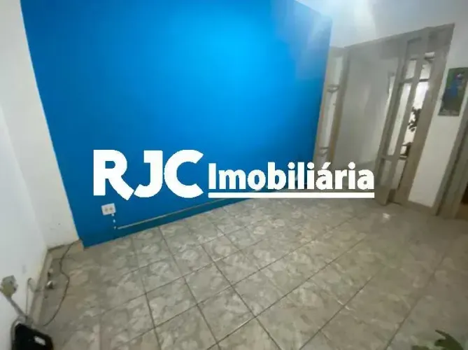 Apartamento para venda possui 56 metros quadrados com 2 quartos em Vila Isabel - Rio de Ja