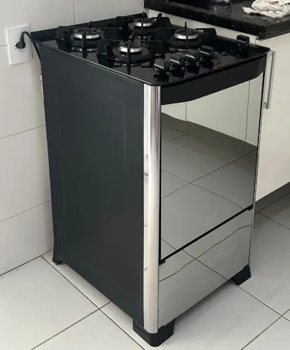 Fogão Dako 4 bocas seminovo