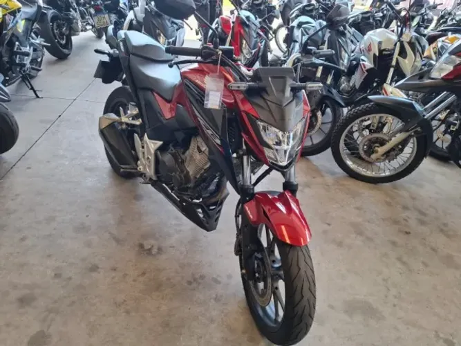 Honda CB Twister 300cc 2025