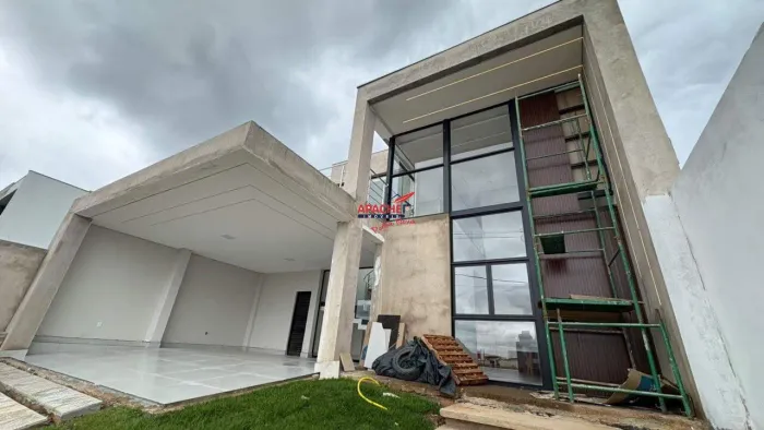 Casa Duplex à Venda no Alto Guarapiranga, em Ponte Nova 3 Quartos e 4 Vagas