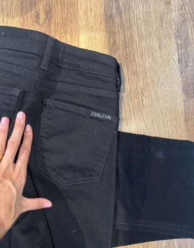 Calça John John tamanho 36