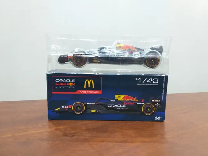 Carrinho F1 Red Bull Mc donalds Mac Formula 1