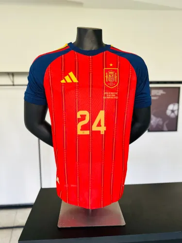 Camisa Espanha Cucurella - Final copa 2026