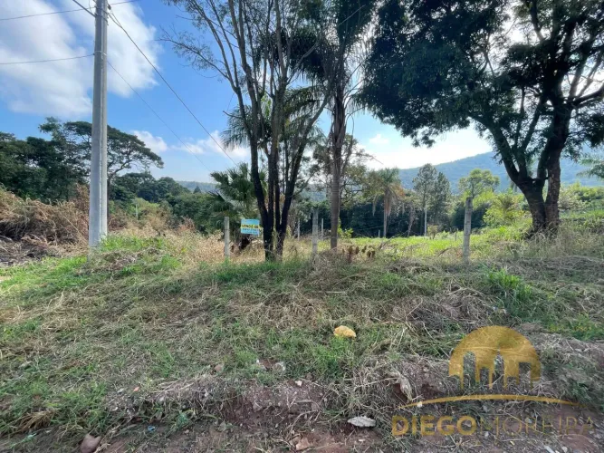 TERRENO À VENDA EM TERRA PRETA!