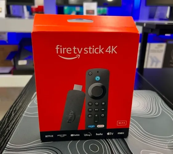 Firetv stick 4k, da Amazon - novo (última geração)