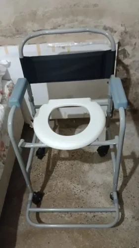 Cadeira de banho para idoso