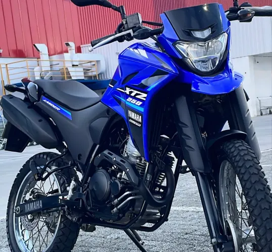 LANDER 2023 EMPLACADO 2026 MOTO SEMINOVA LEIA ANÚNCIO 