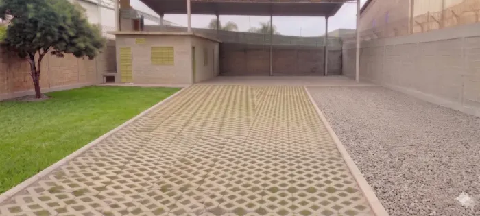 Galpão e lote de 1000m² SCIA