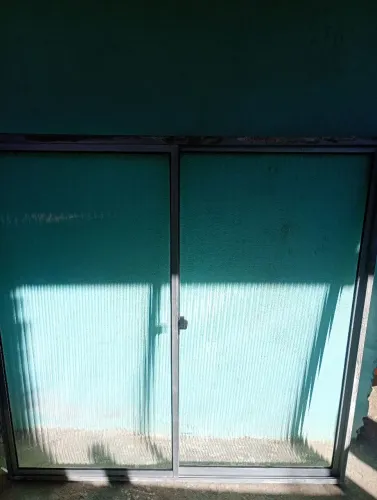 Janela de vidro 1,20M por 1,20M