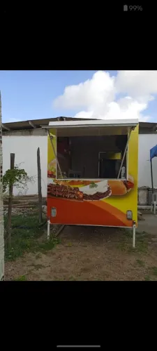 Trailer para lanches em ótimo estado