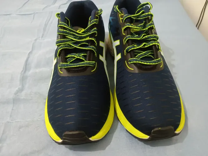 Tênis Asics 