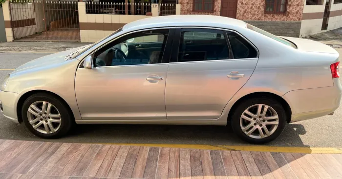 Volkswagen Jetta 2.5 20V 150/170cv Tiptronic 2009